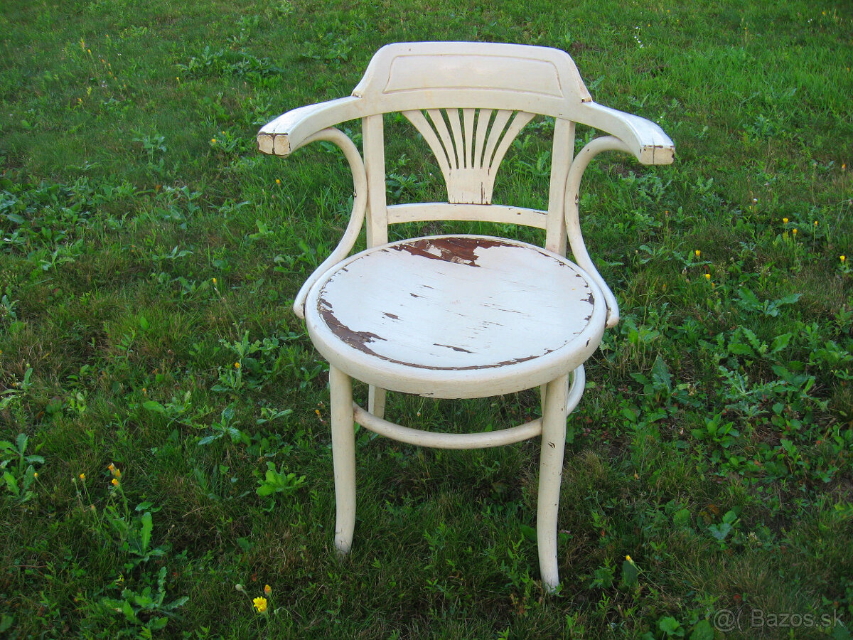 Masívna stolička Thonet - 3