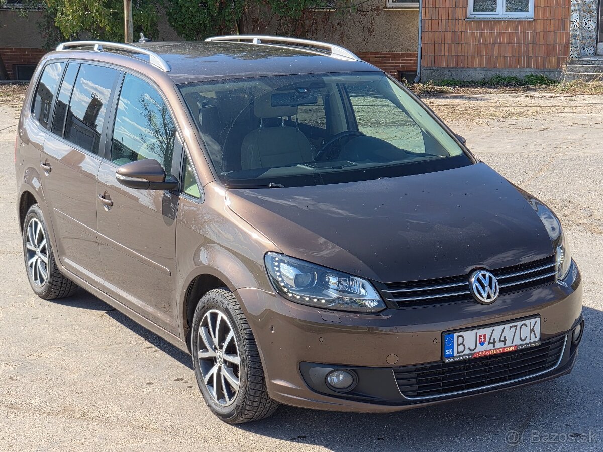 Volkswagen Touran 2.0TDI DSG Highline - 3