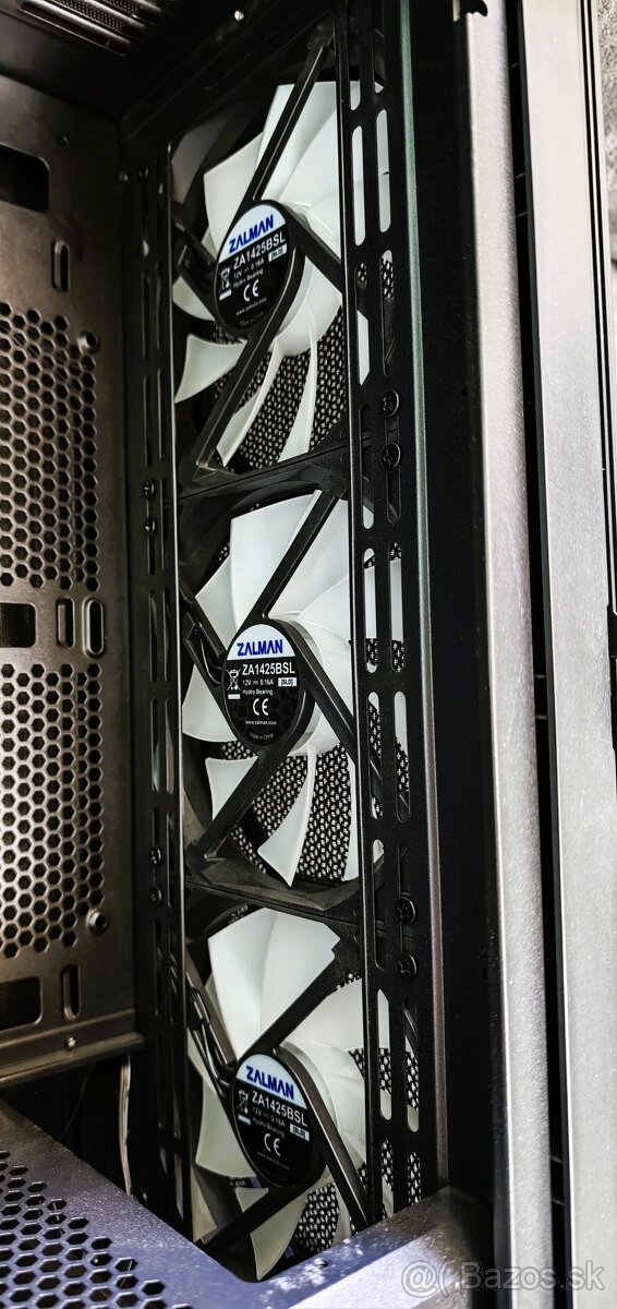 ZALMAN Z10 PLUS - 3