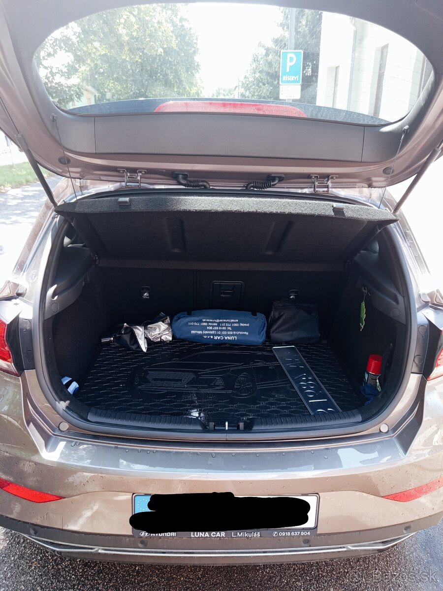 Predám Hyundai i30 Hatchback - 3