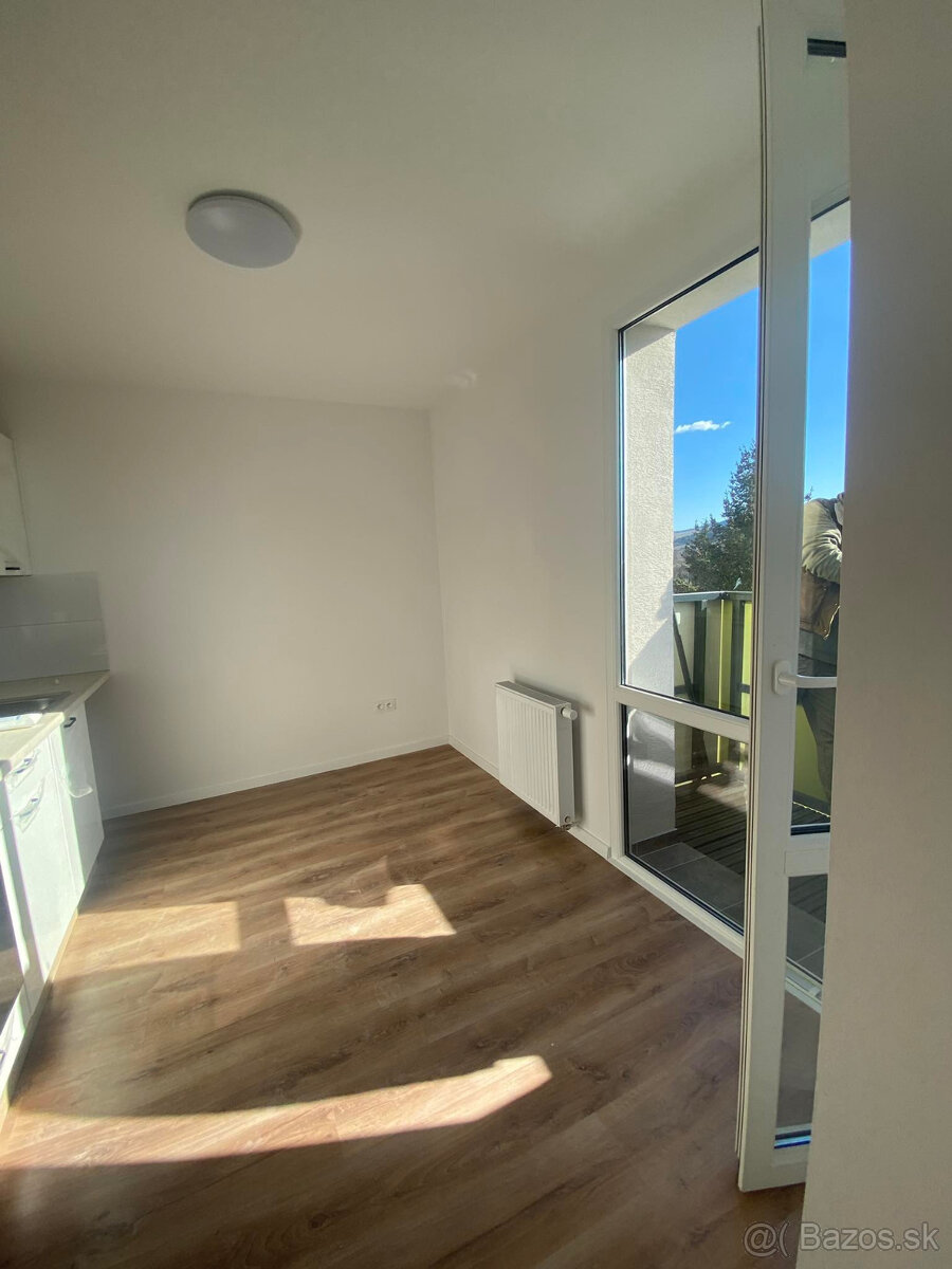 Predám jednoizbový byt v Detve - 3