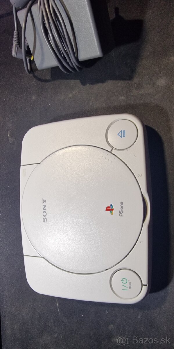 PS ONE + zdroj - 3