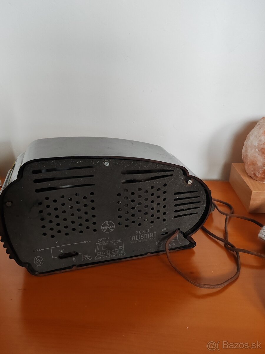 Retro radio talizman 308 U - 3