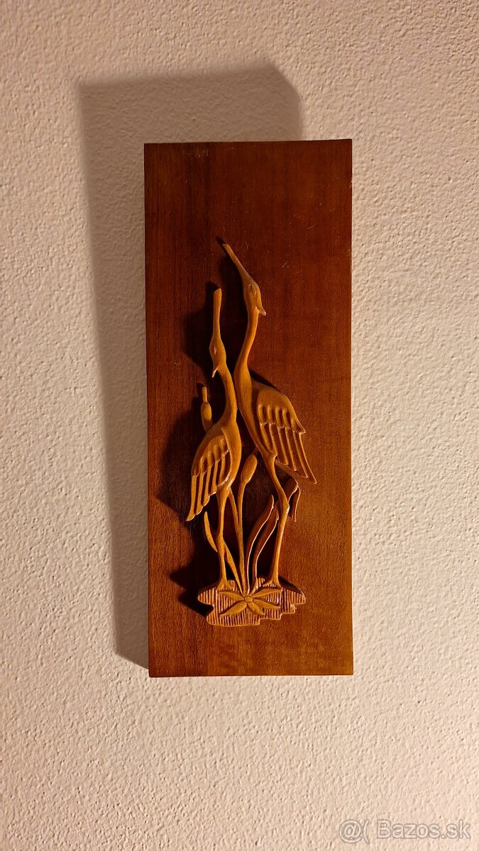 Ručne vyrezávaný drevený obraz z Albánie – vtáky (originál A - 3