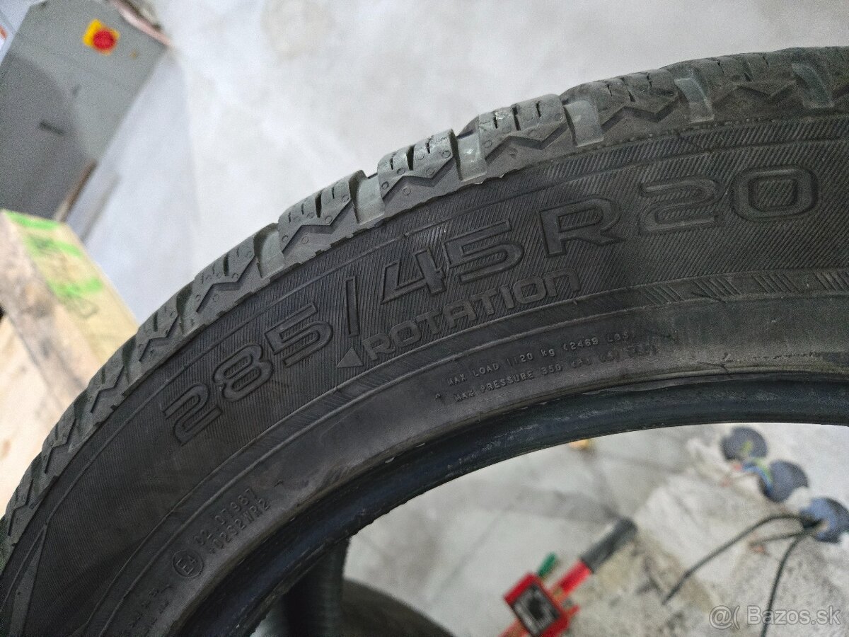 Zimne pneumatiky 285/45 r20 - 3