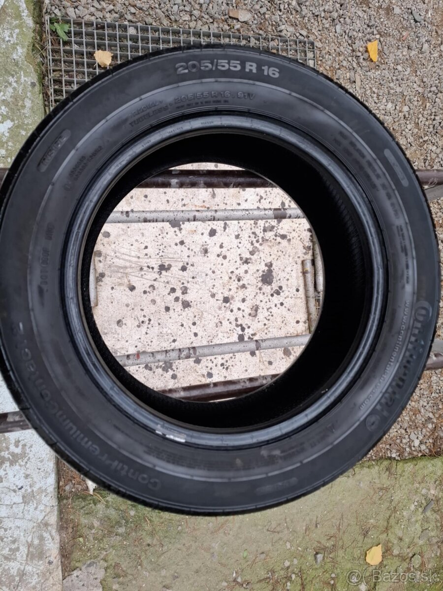 Continental 205/55 R16 - 3