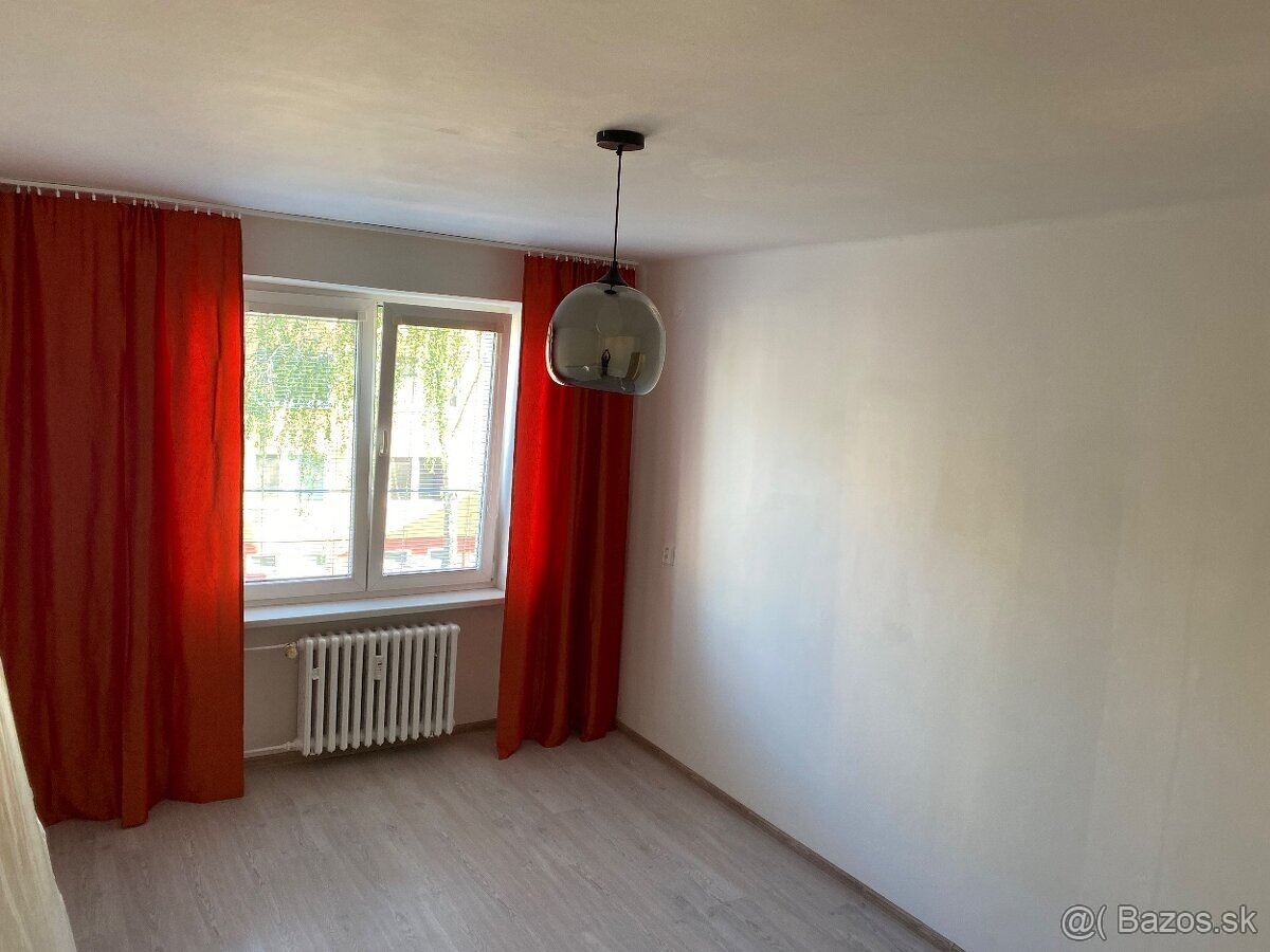 Prenájom 2-izb. bytu v Michalovciach - 3