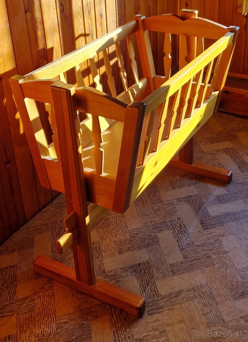 Predám drevennú detskú kolísku - 3