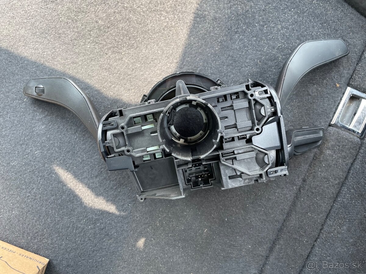 Spínač zariadenia AUDI - 3