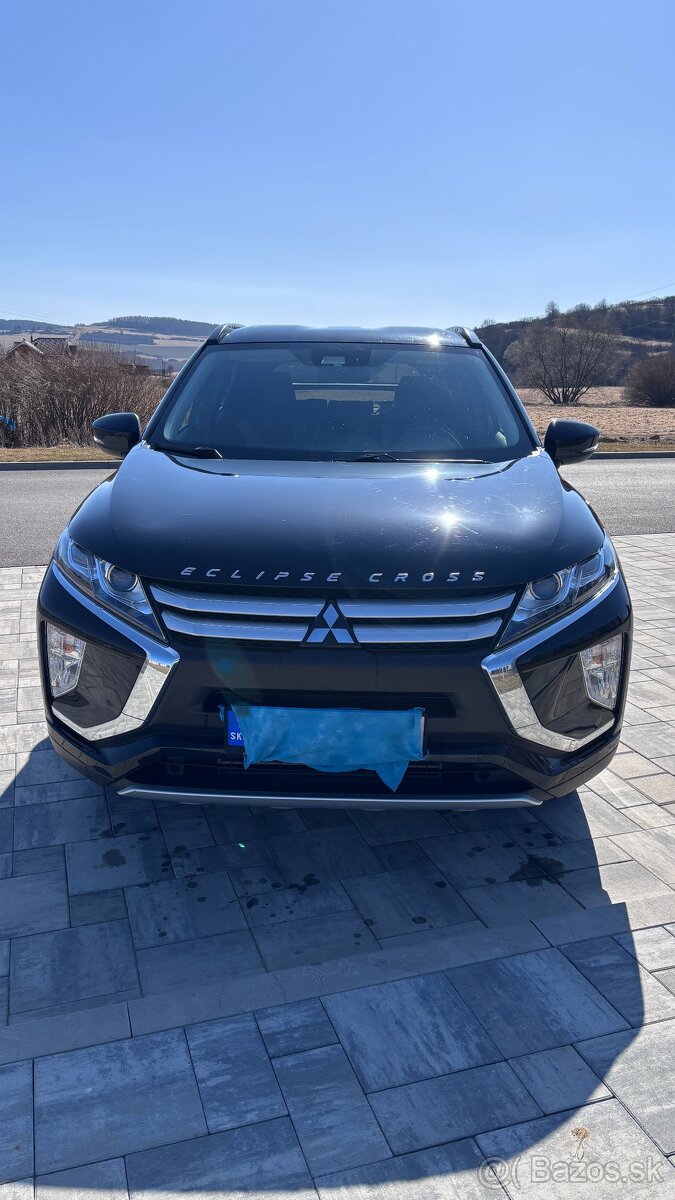 Predám Mitsubishi ECLIPSE CROSS ročník 2020 - 3