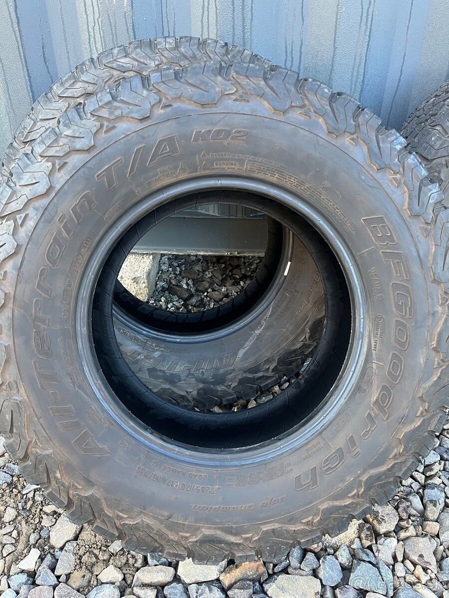 285/70r17
