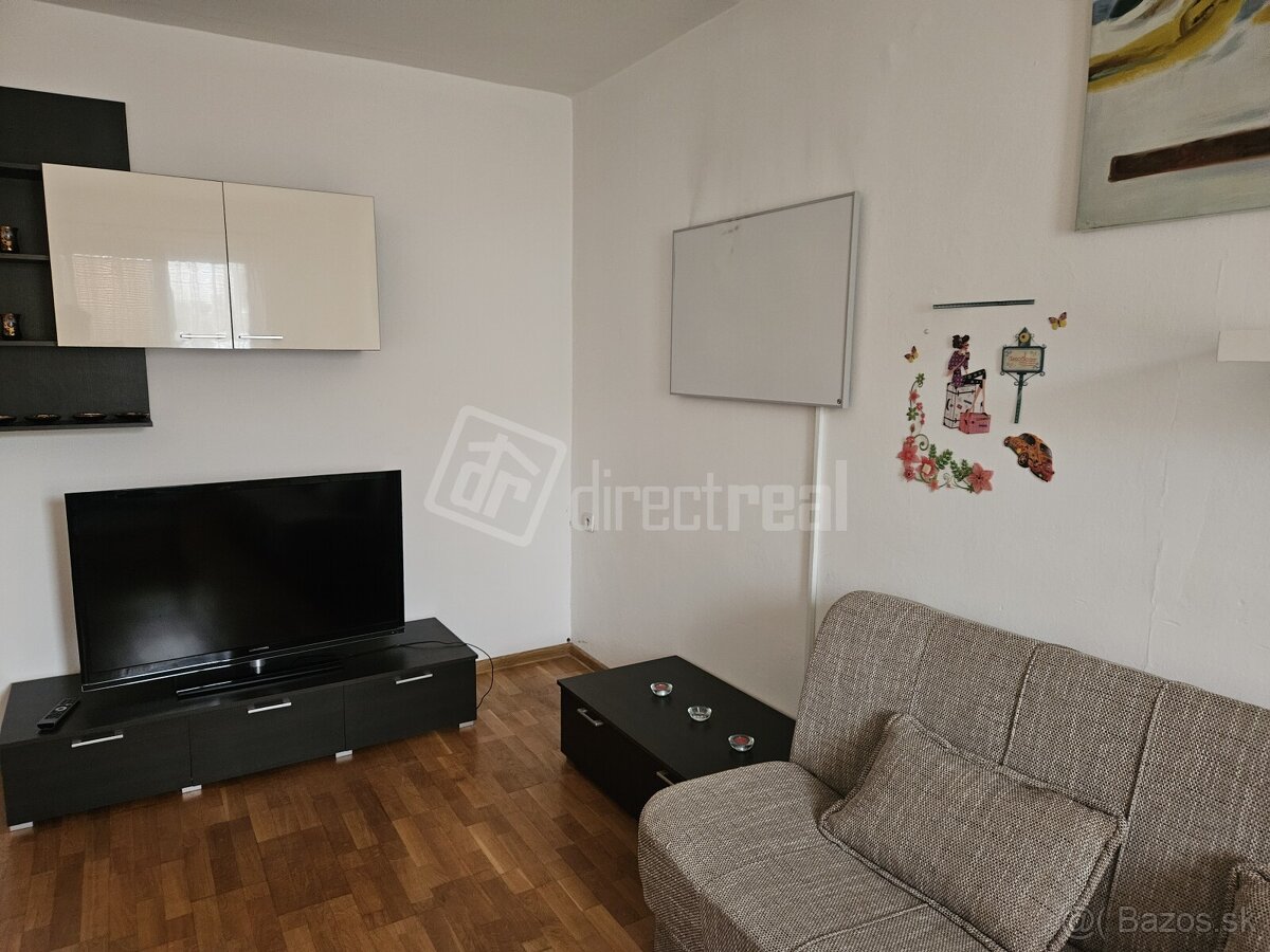 Prenájom - 4-izb. - Veľký priestranný byt v centre… - 3