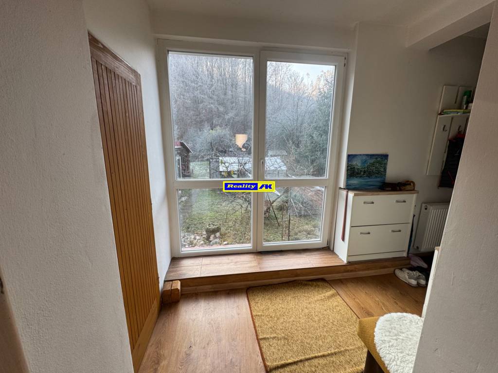 Rodinný dom vo vyhľadávanej lokalite Považský Chlmec - 3