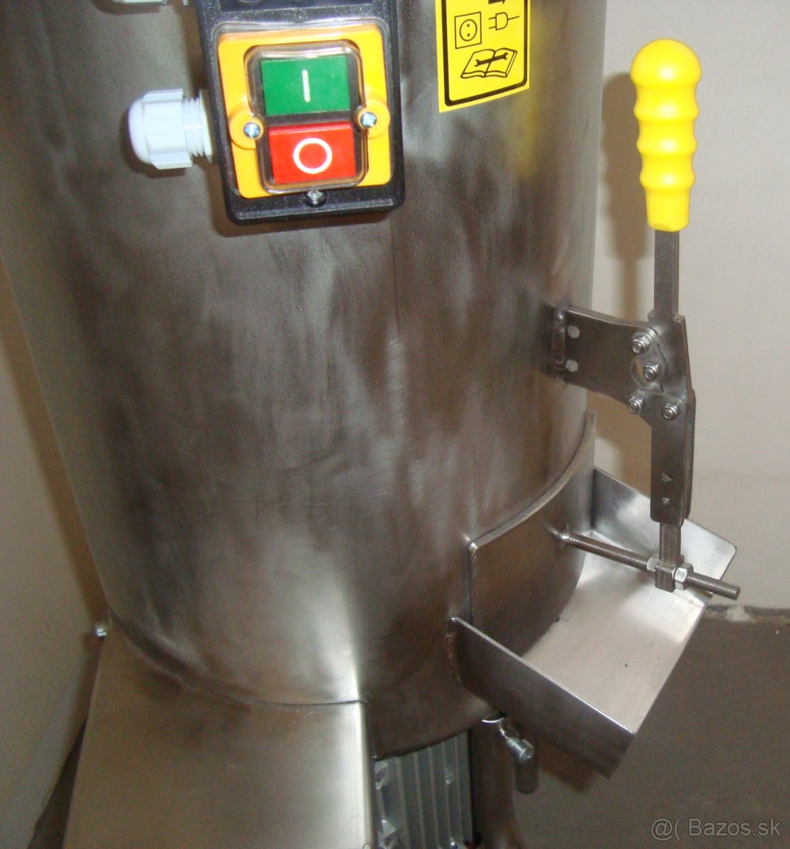 Nerezový profesionálne Odkôstkovač a drvič ovocia DOP-02 - 3