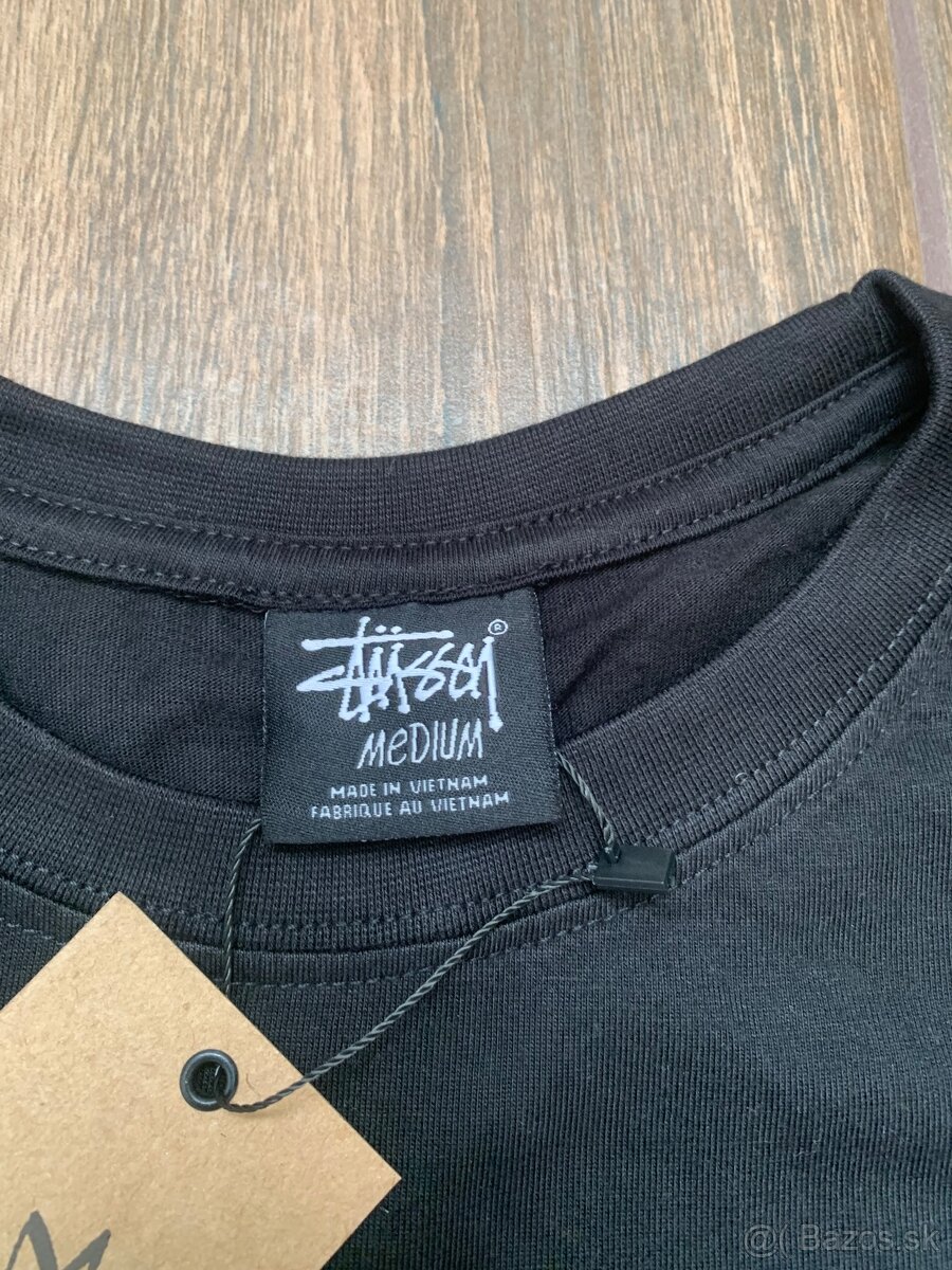 Čierne stussy tričko - 3