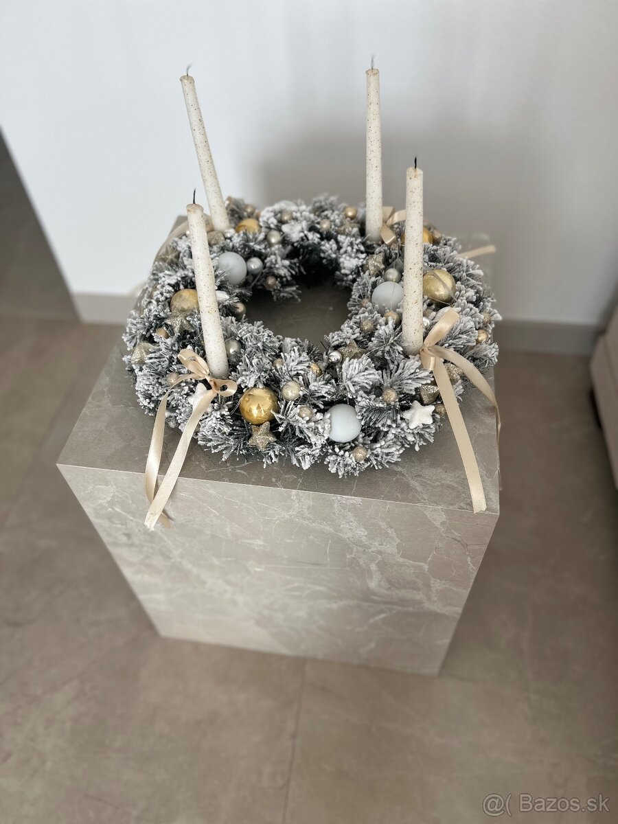 Set stolíkov Westwing - 3