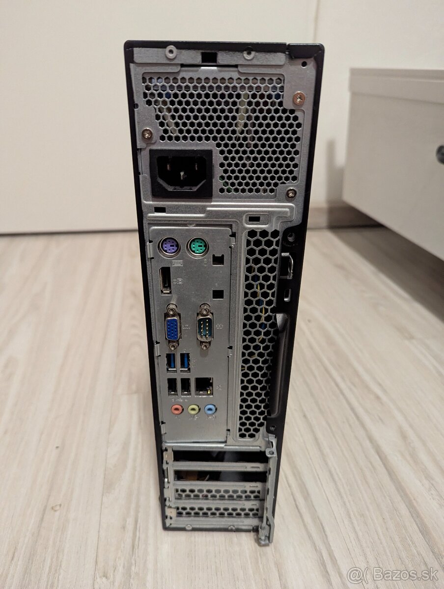 Lenovo ThinkCentre M700 i5 6500 - 256GB SSD - 8GB RAM - 3