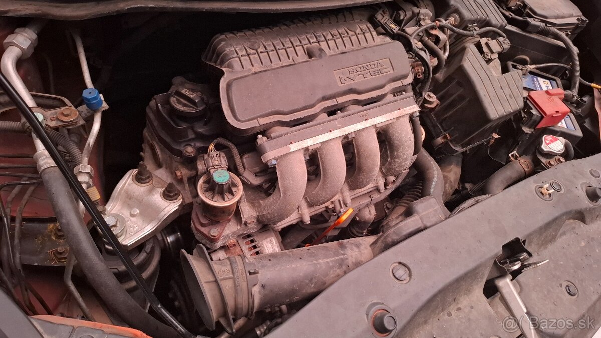 Vymením Honda Civic 2008 1.4 ivtec - 3