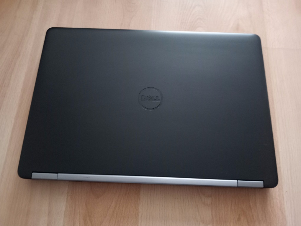 predám Dell latitude e5470 - Intel core i5 - 8gb ram -ssd - 3