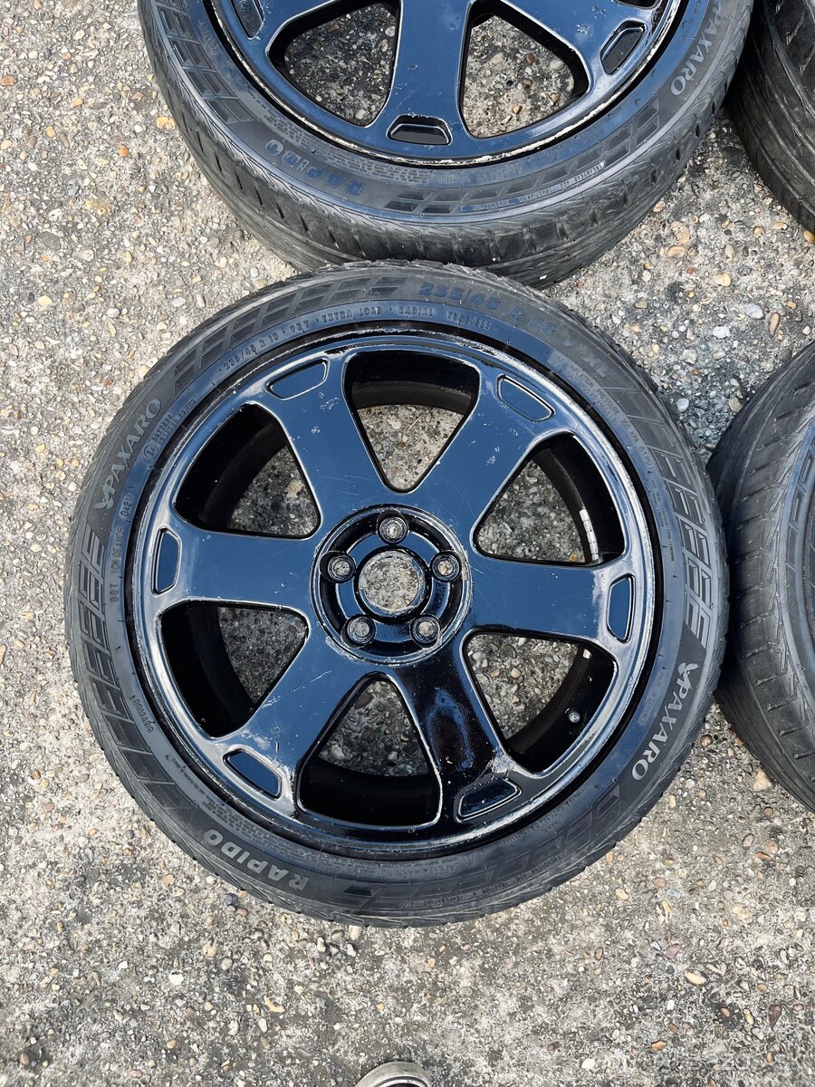 AVUS R18 5x112 - 3