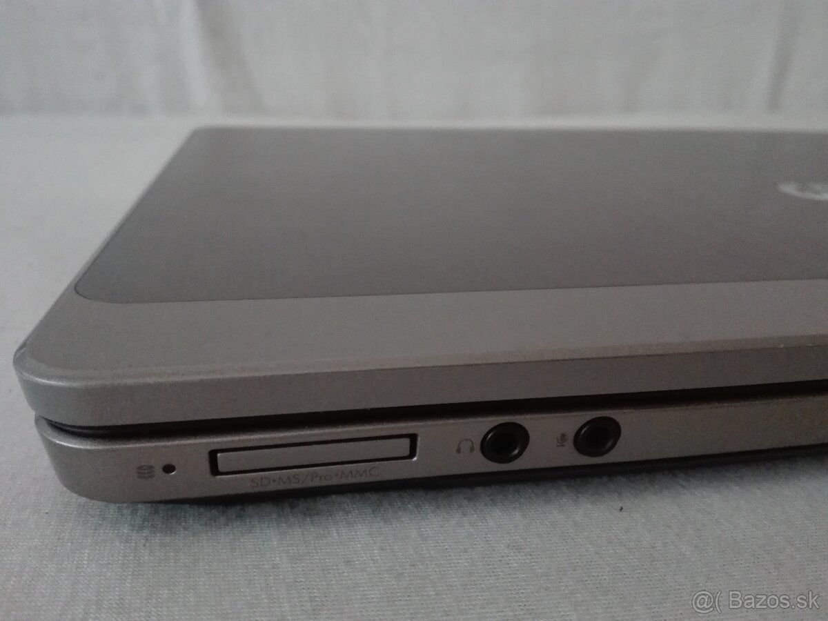 HP ProBook. 15,6" LED. SSD 256 GB. 8 GB RAM. - 3