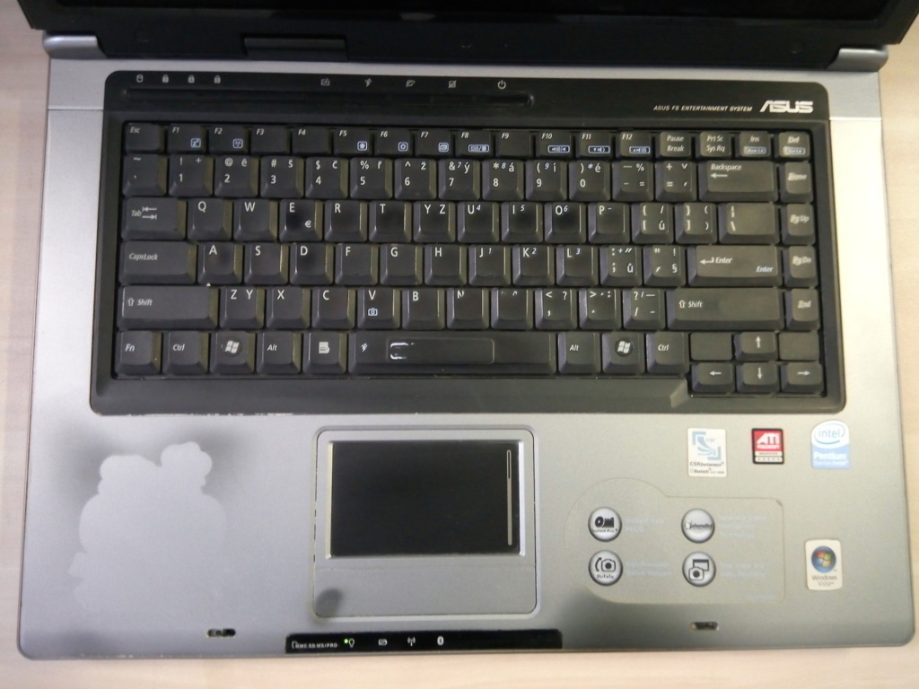 predám notebook ASUS F5VL , WINDOWS 7 , bez baterky. - 3
