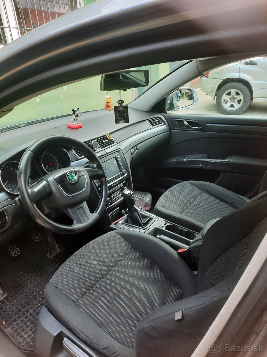Skoda super b 2 - 3