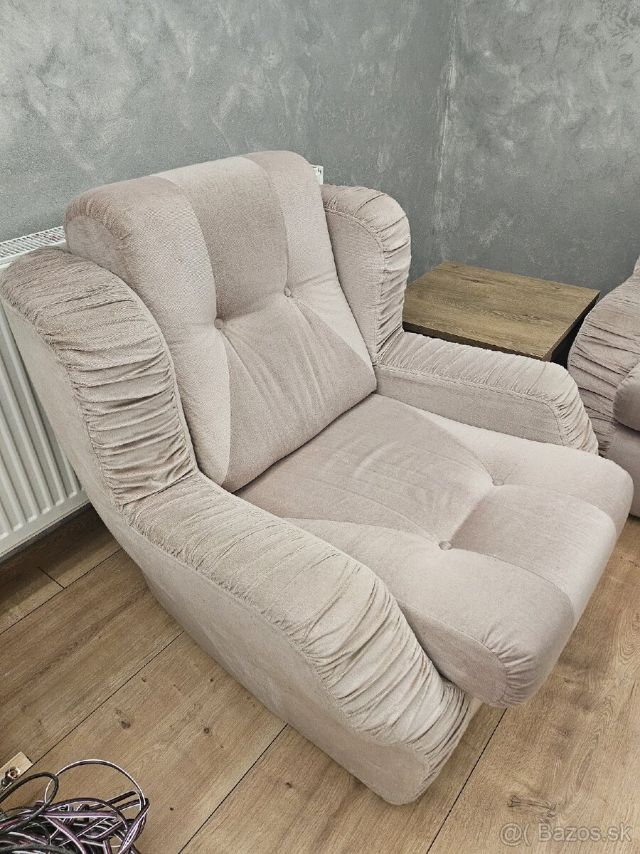 Čalúnená sedačka s kreslom – vo výbornom stave - 3