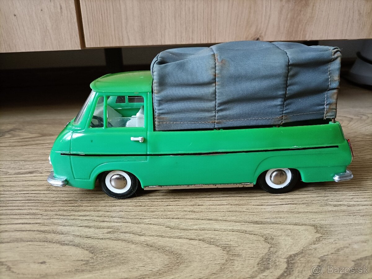 Skoda 1203 zelena kdn - 3