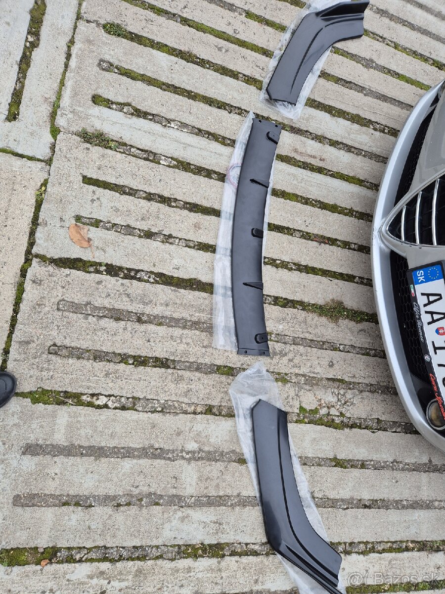 Univerzálny predný nárazníkový splitter (lip) - 3