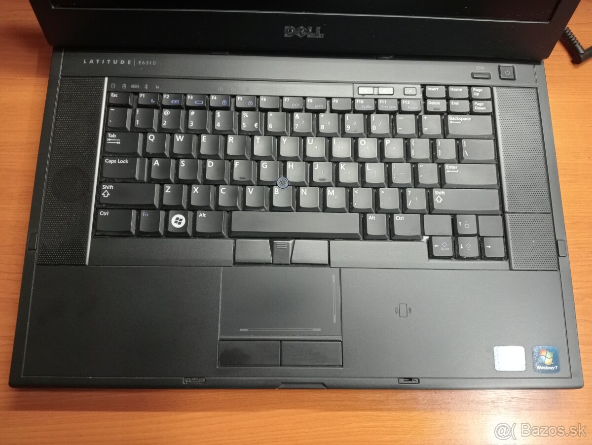 predám na diely notebooky DELL - 3