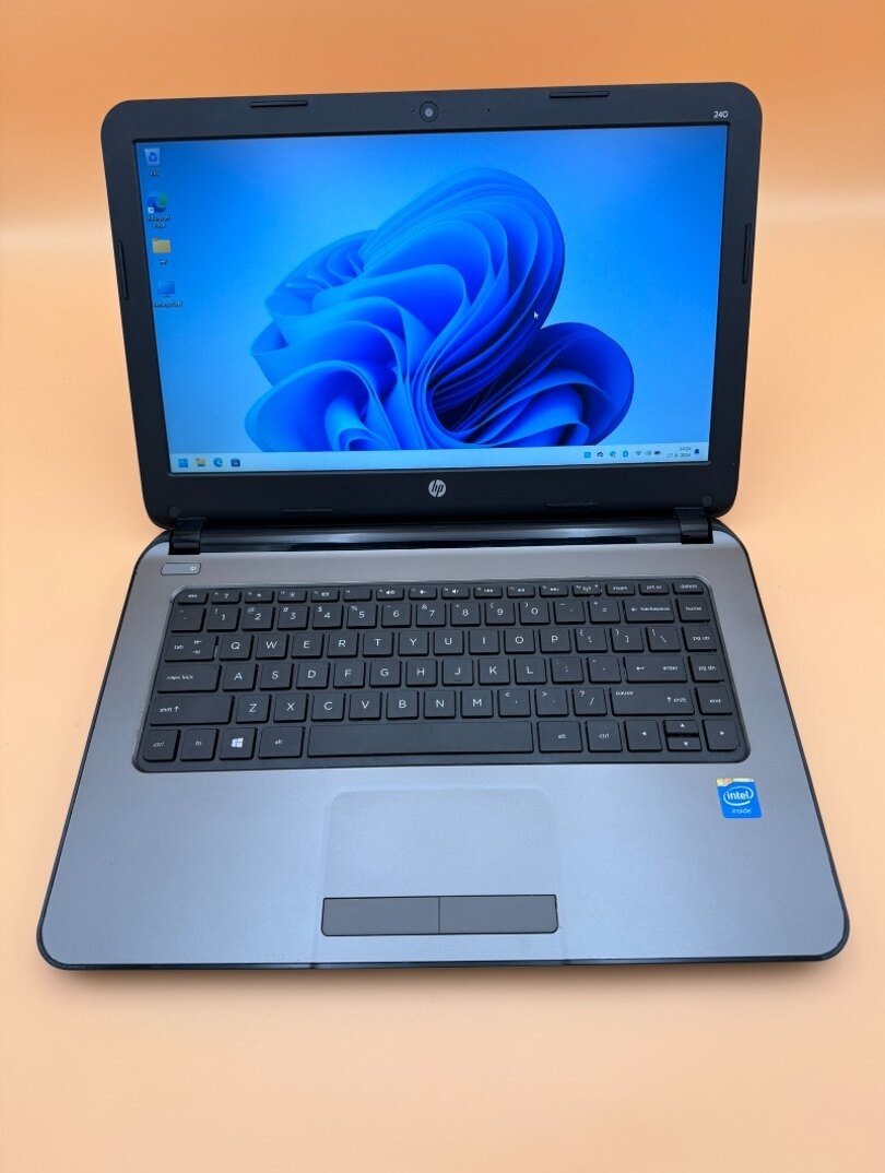 Notebook 14" HP.Intel Celeron 2x2,16GHz.8gb ram.120g SSD - 3