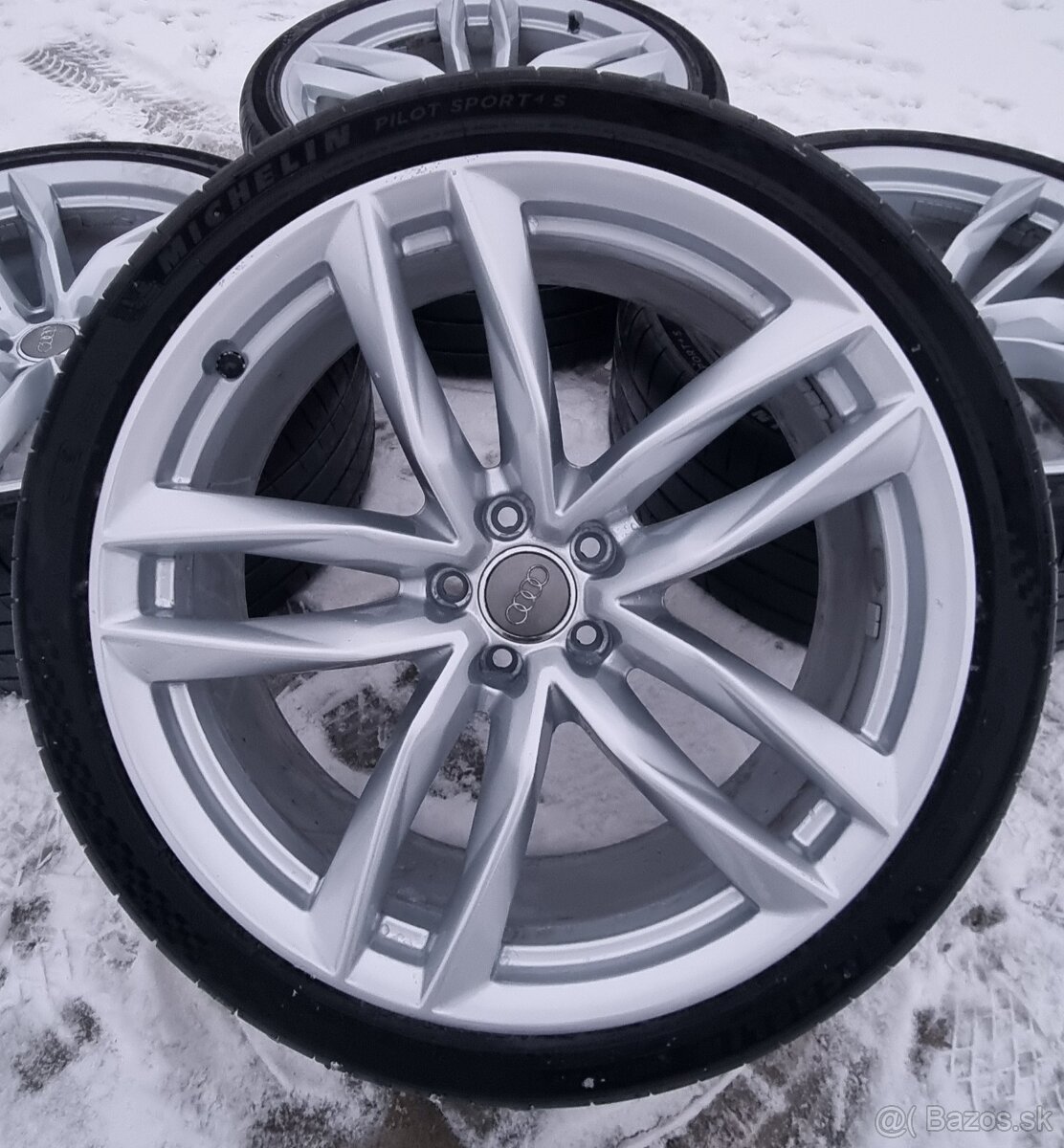 5x112 R21 9,5J ET25 (4G0 601 025 CE) - 3