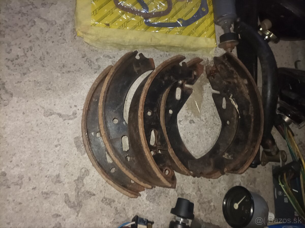 Predám diely Škoda 105 alebo 120 - 3