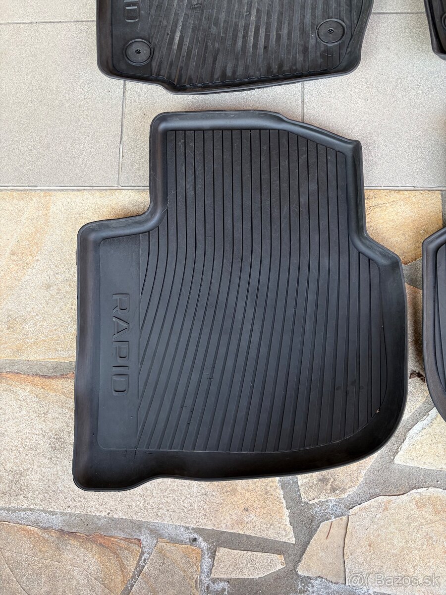 Gumove rohoze Skoda Rapid - 3
