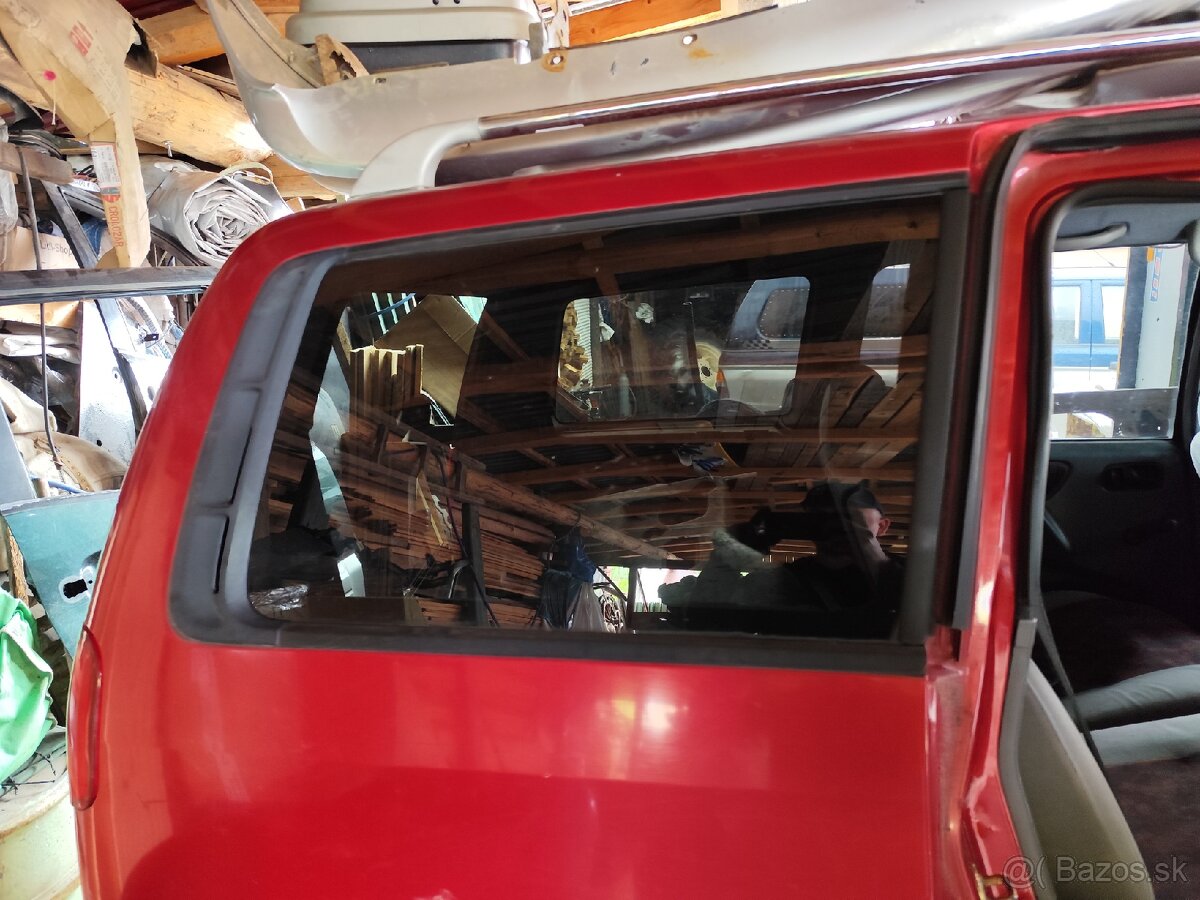 Sklá na Nissan Terrano - 3