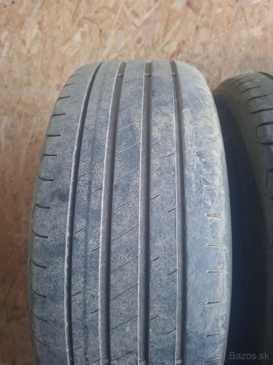 205/55 r16 goodyear - 3