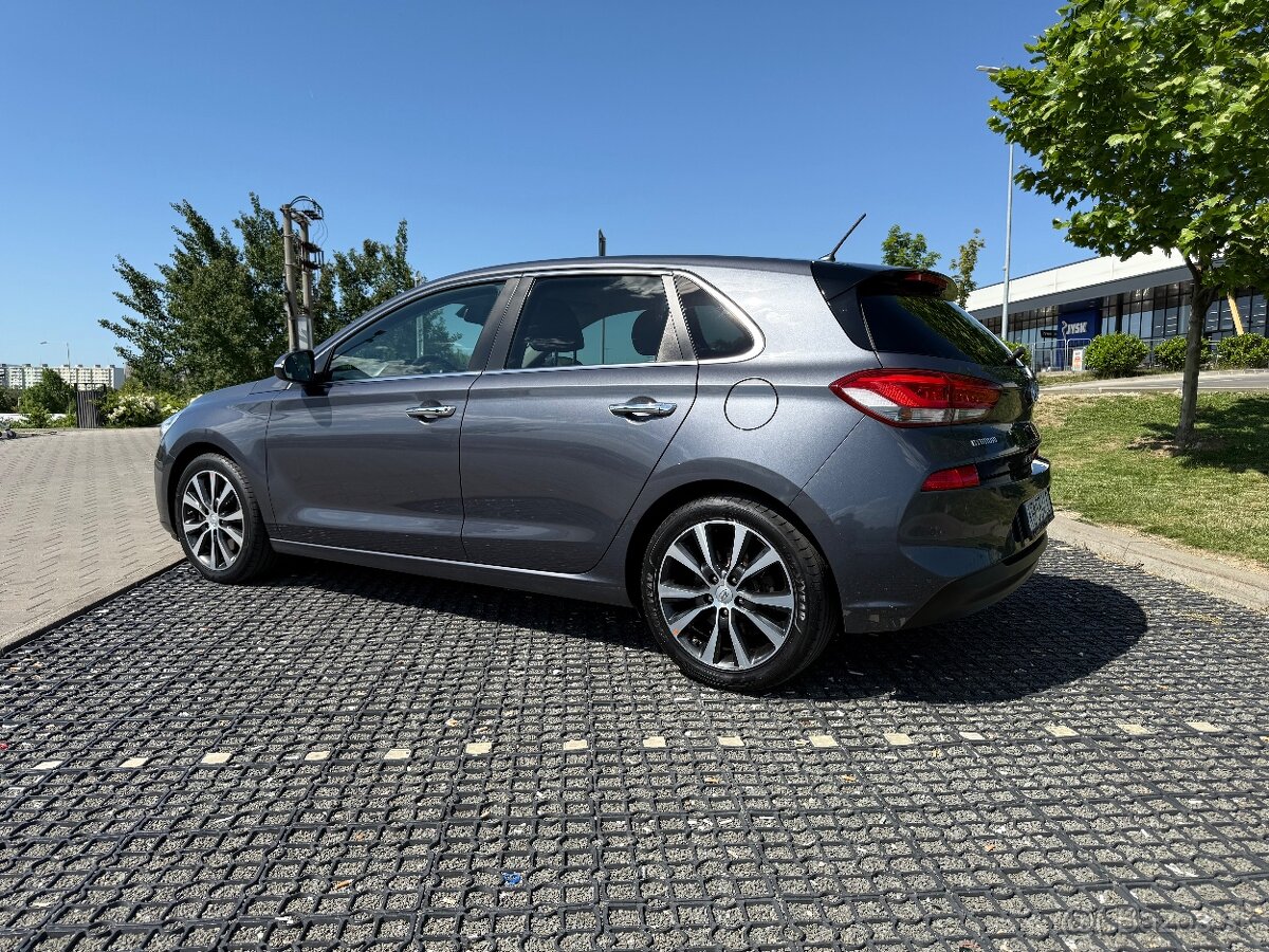 Predám Hyundai i30 hatchback - 3