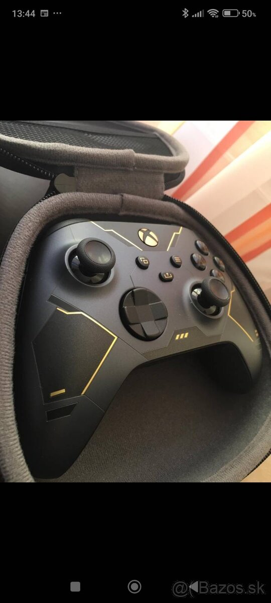 Microsoft Xbox Series X - Halo Infinite Limited Edition - 3