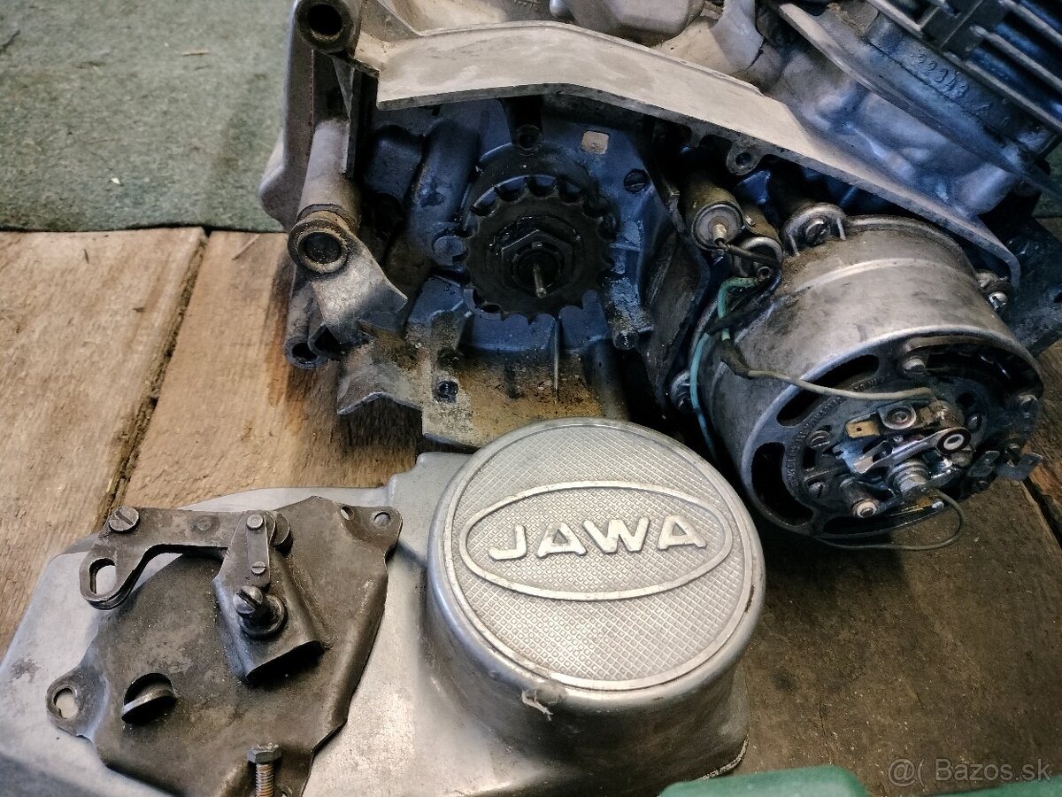 Jawa 350 typ 638 - motor - 3