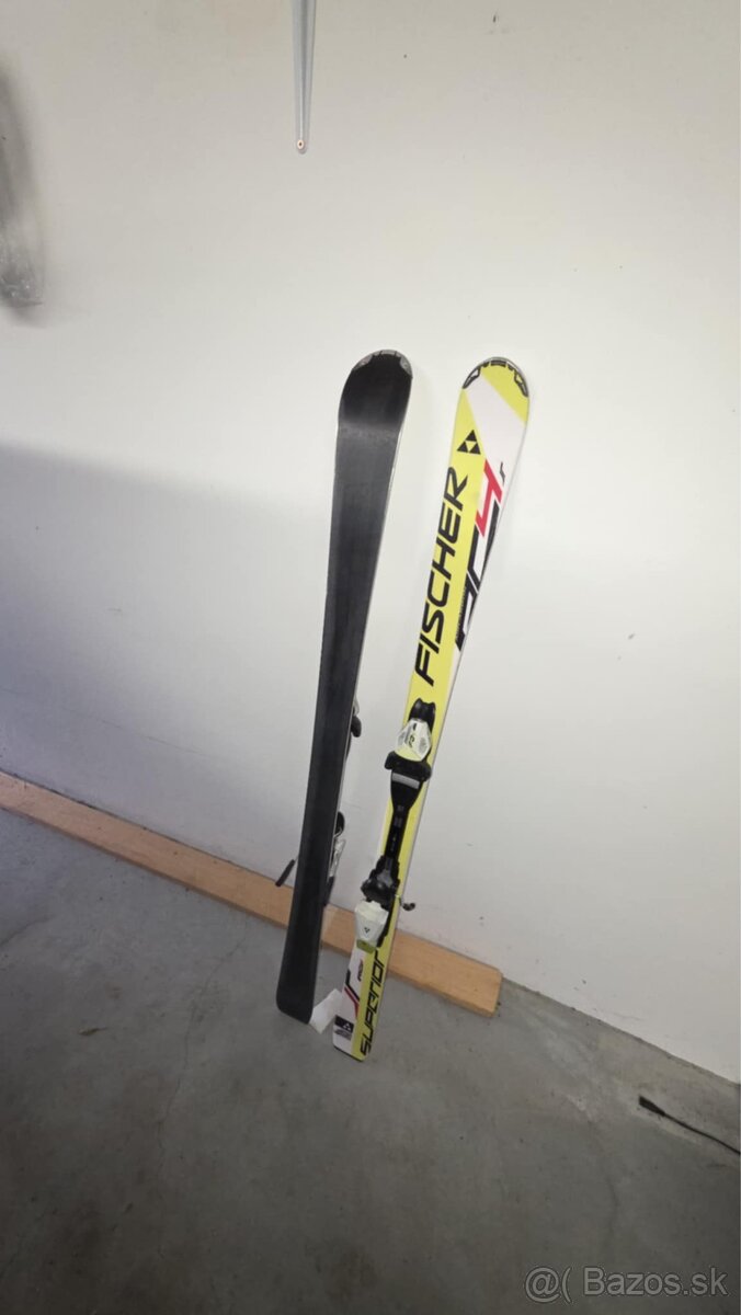 Lyže a lyžiarky - 3