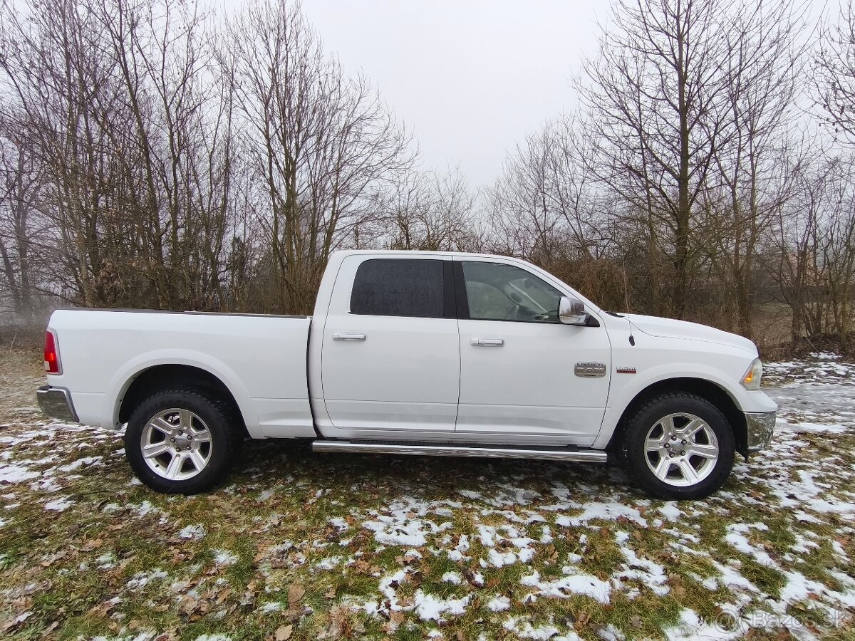 RAM 1500 Hemi Longhorn - 3