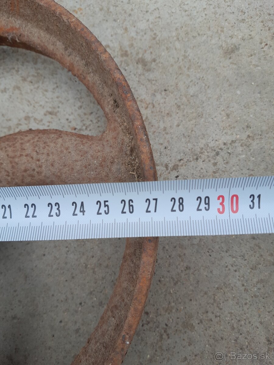 Predám liatinové koleso - 3