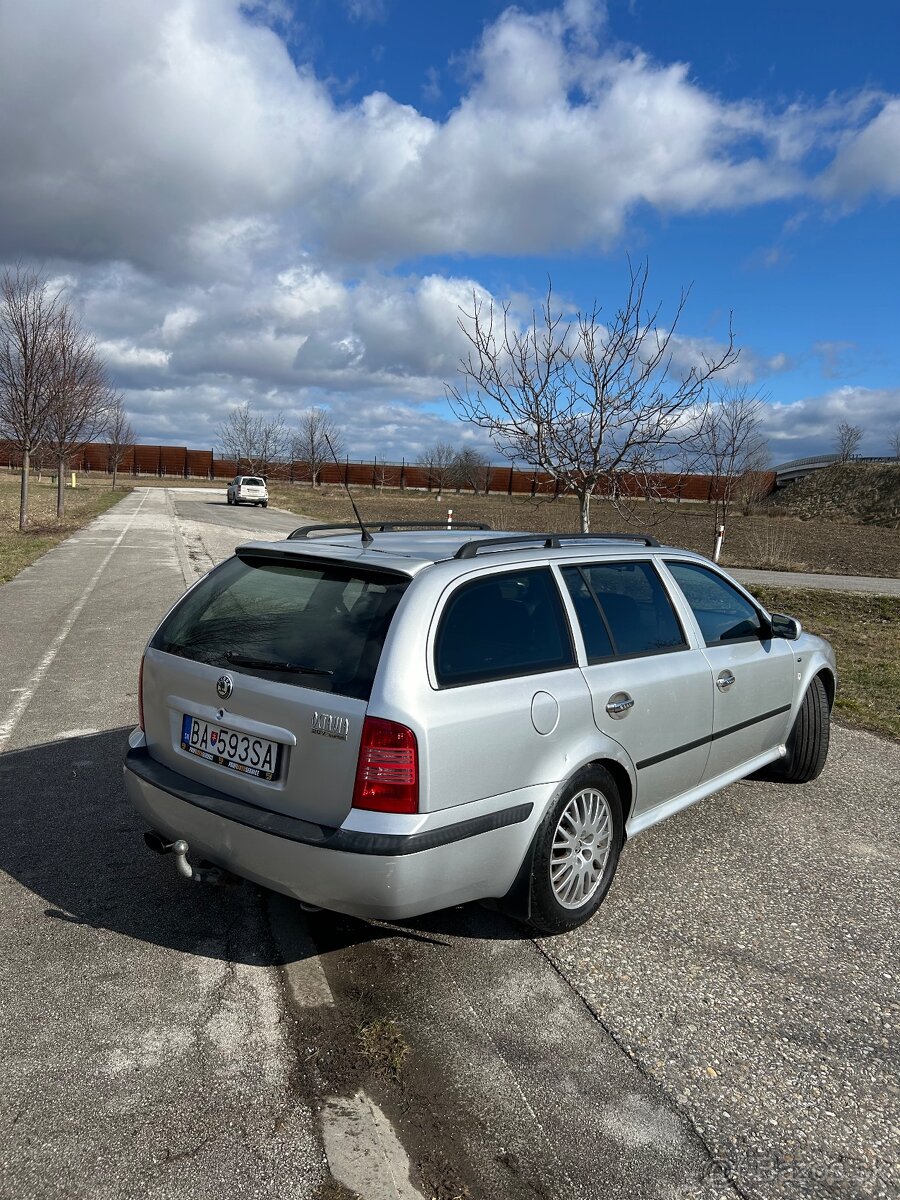 Škoda Octavia 1.8T 20V 2000 - 3
