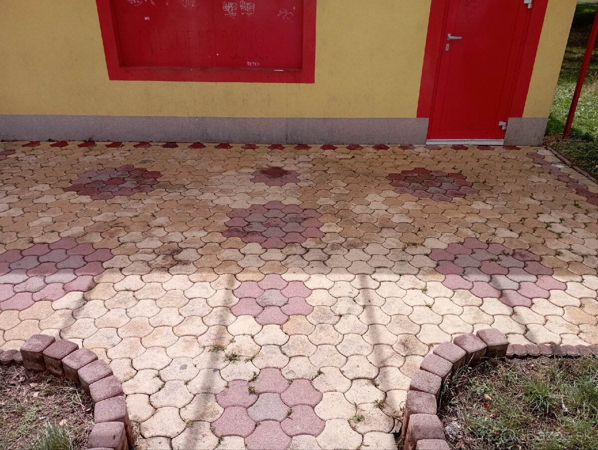 Obchodný priestor pri Bille (Veľký Krtíš) - 3