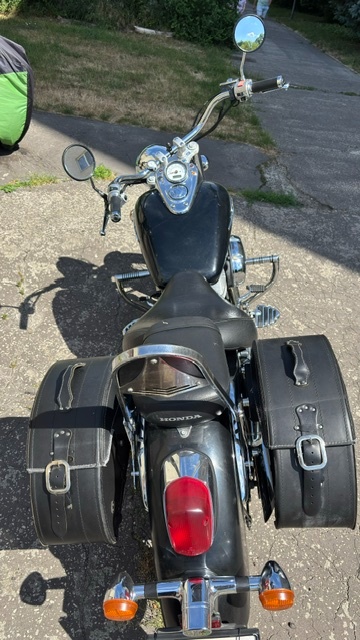 Honda shadow 750 - 3