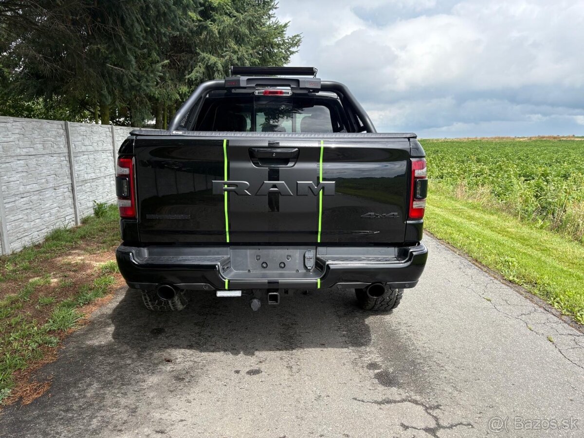 Ram 1500 Sport Black Edition
