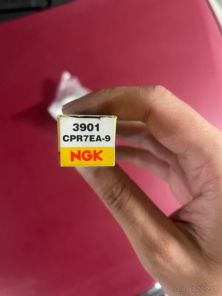 Zap. sviecka pre CB125F - 3