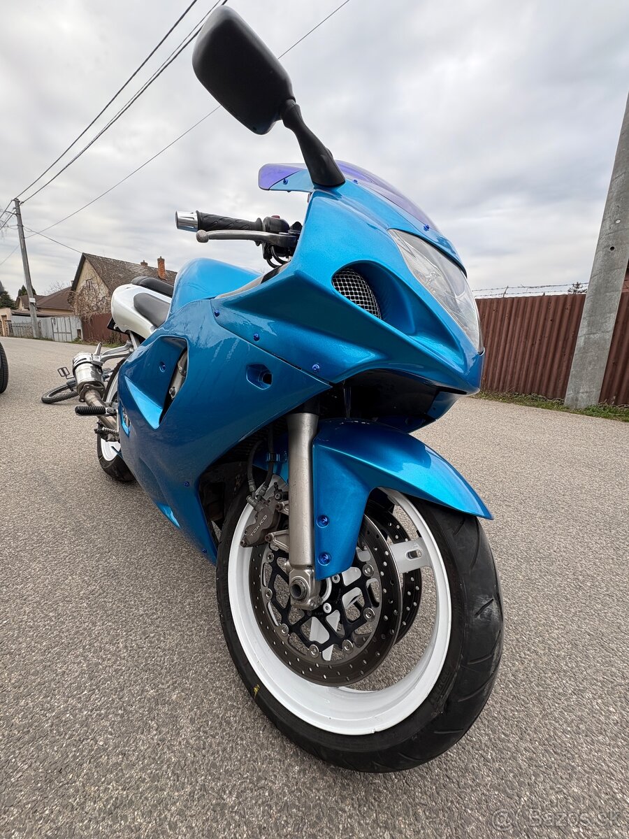 Predam Suzuki GSXR 600 K2 - 3