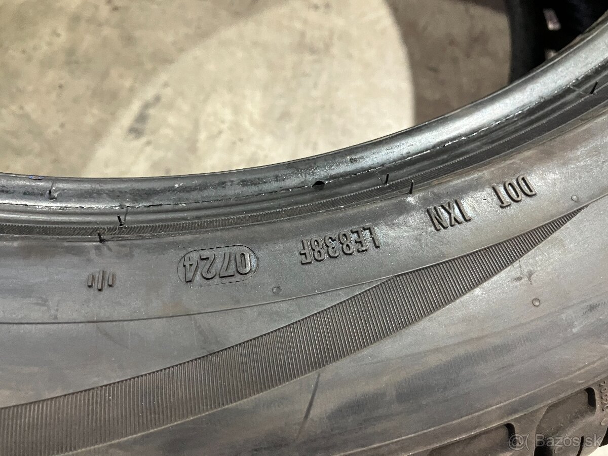 285/45 R22 - celoročné Pirelli Scorpion Zero All Season